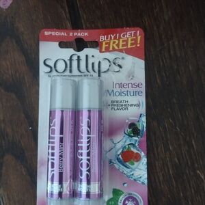 Soft Lips 2 Pack of Chap Stick